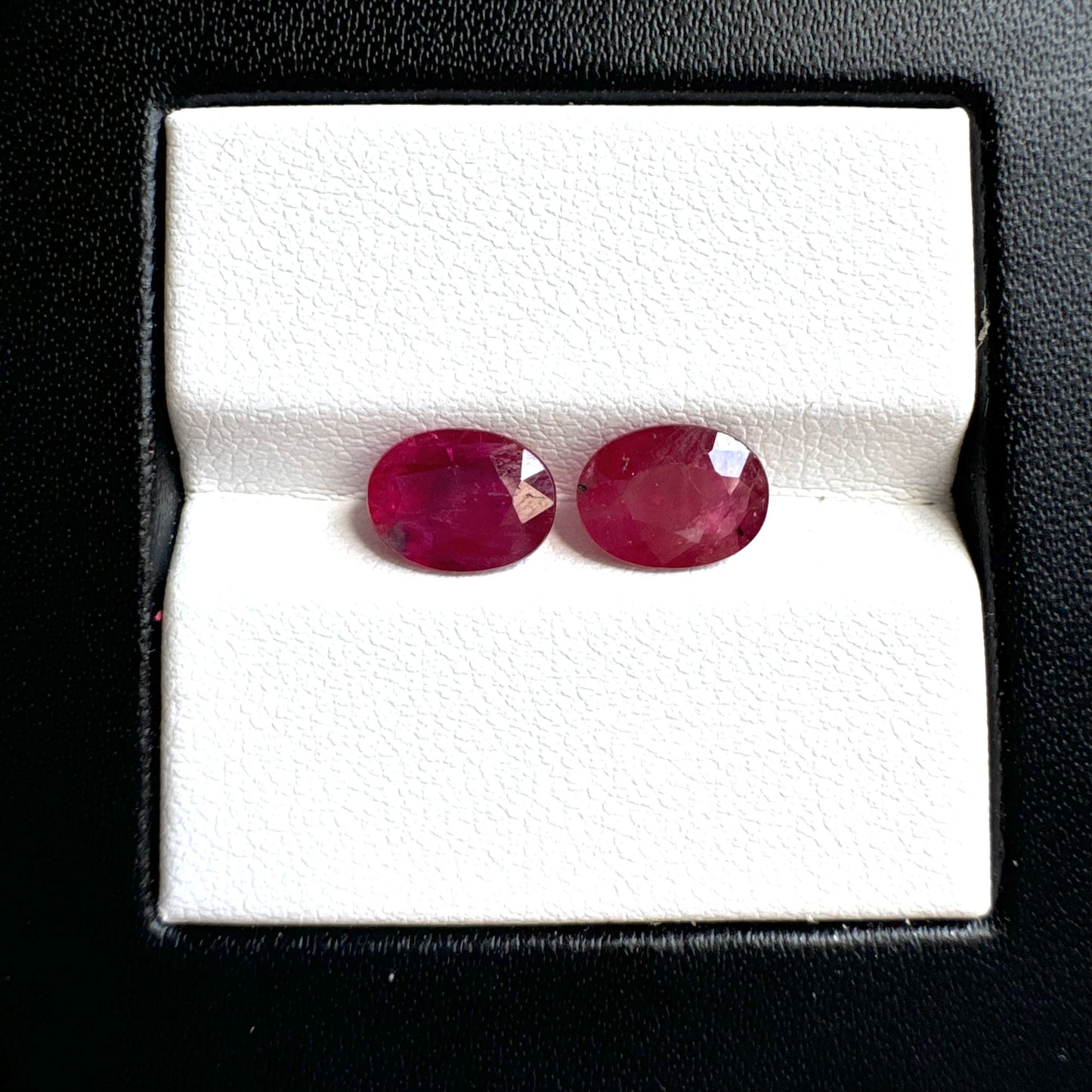 PAIR OV CT 3.03 CT