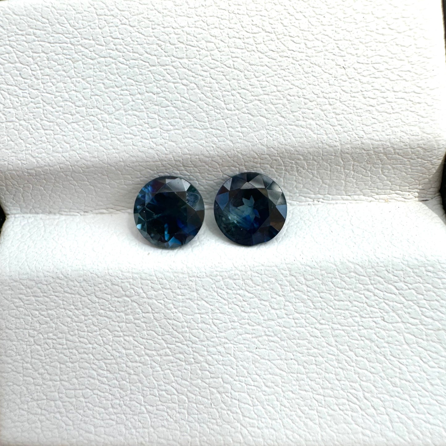 PAIR RO 1.39 CT TOTAL