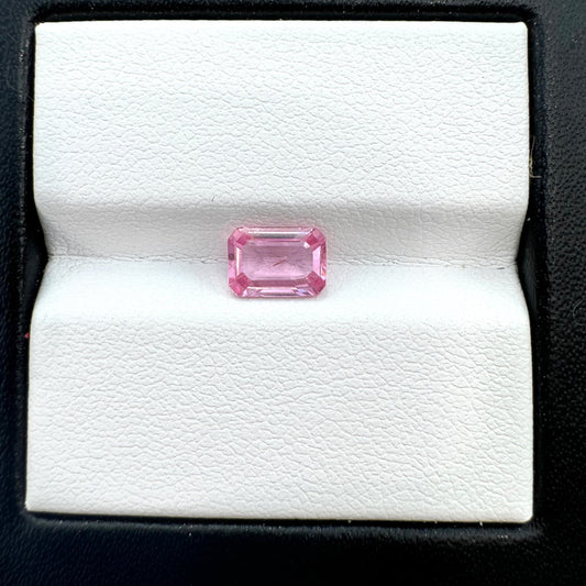 Em 1.02 CT